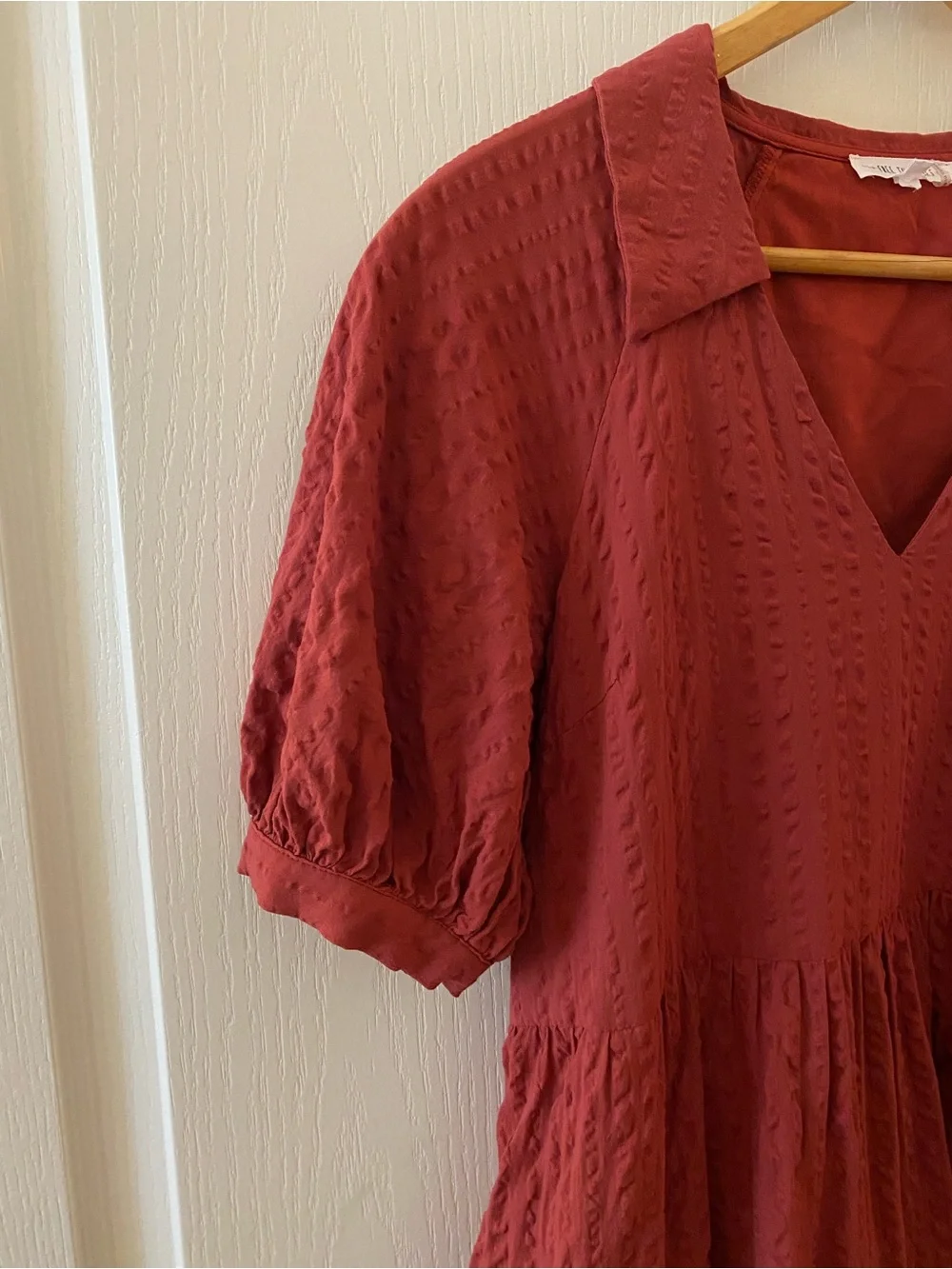 FREE THE ROSES Stripe Texture Tiered Collared Midi Dress in Red - S - Picture 10 of 16